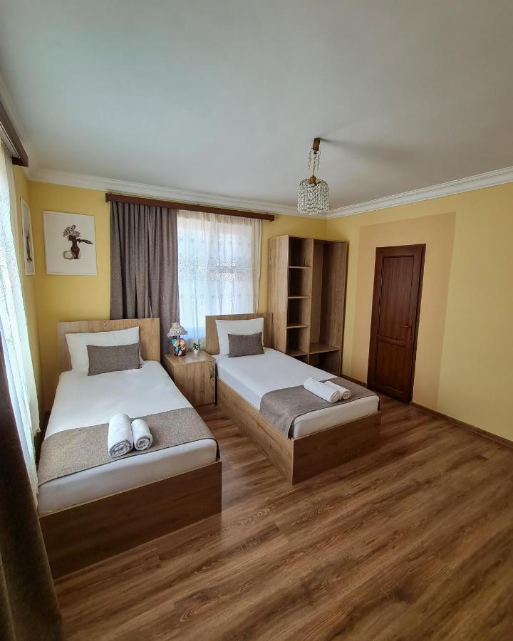Seva Guesthouse And Cottages Byurakan 외부 사진