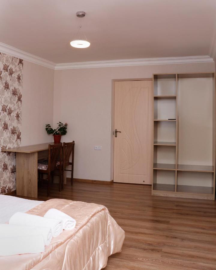 Seva Guesthouse And Cottages Byurakan 외부 사진